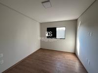 AUTO PADRÃO COM LINDA VISTA